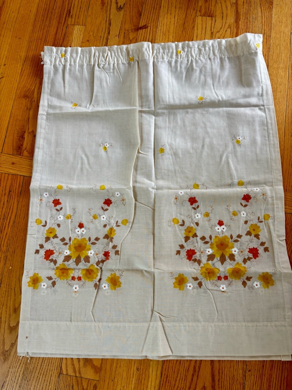 Vintage Curtain Panel, cream with Yellow and Orange Floral Print (2)